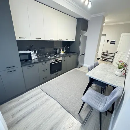 Two Bedroom Apartment In The Center, With Parking, Address Avram Iancu 32 Chisinau Exterior photo