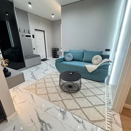 Two Bedroom Apartment In The Center, With Parking, Address Avram Iancu 32 Chisinau Exterior photo