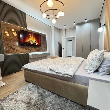 Two Bedroom Apartment In The Center, With Parking, Address Avram Iancu 32 Chisinau Exterior photo