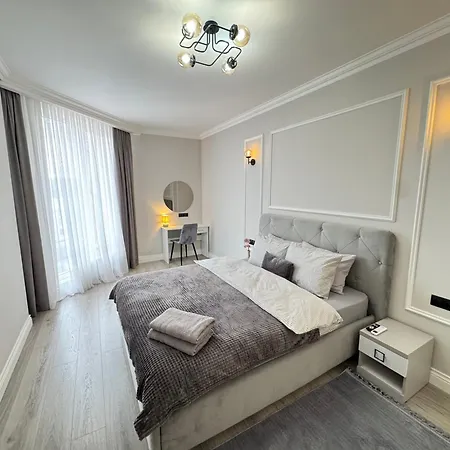 Two Bedroom Apartment In The Center, With Parking, Address Avram Iancu 32 Chisinau Exterior photo