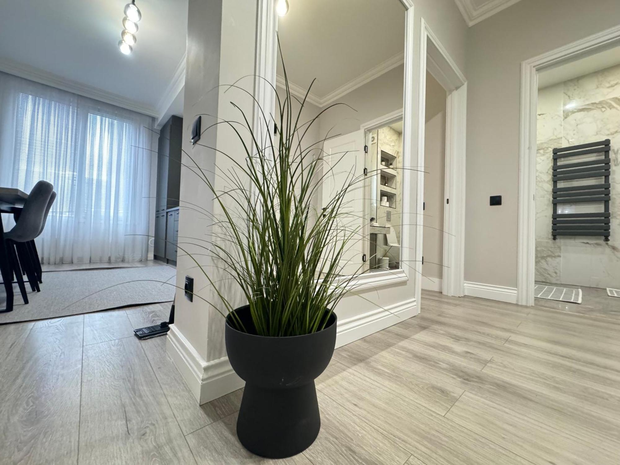 Two Bedroom In The Center, With Parking, Address Avram Iancu 32 Appartement