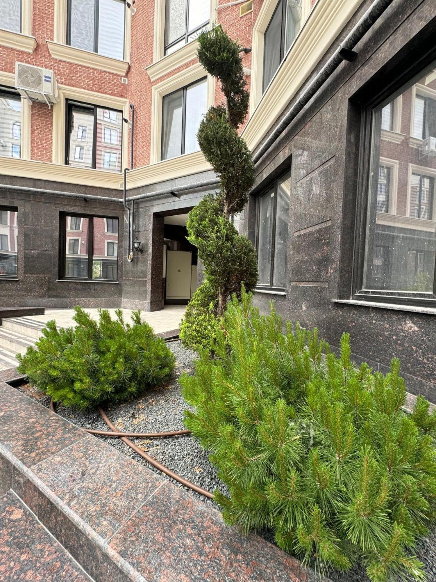 Appartement Two Bedroom In The Center, With Parking, Address Avram Iancu 32 Chişinău
