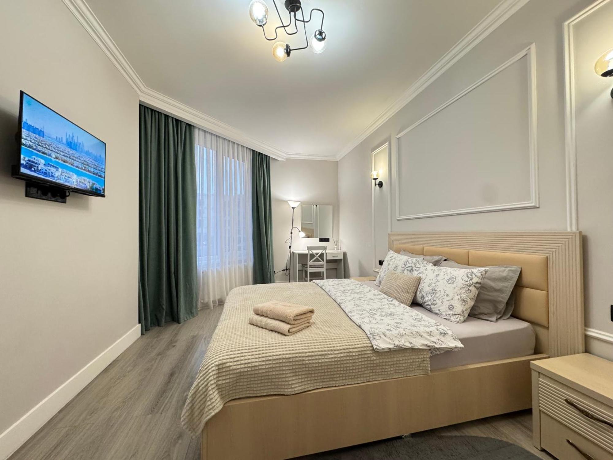 Two Bedroom In The Center, With Parking, Address Avram Iancu 32 *