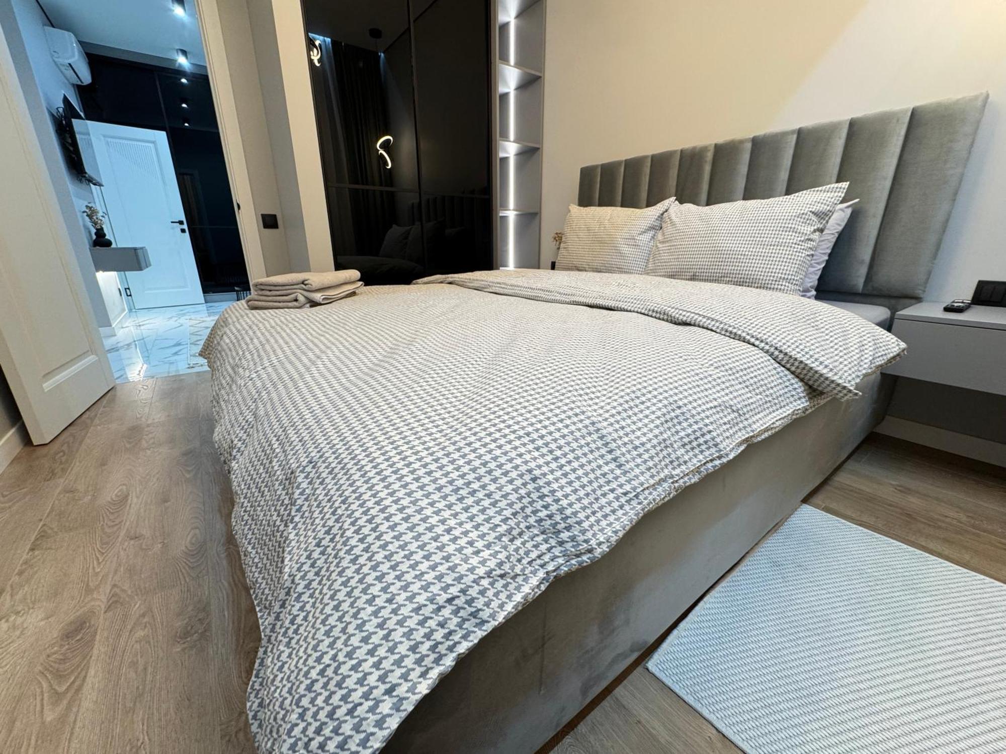 Appartement Two Bedroom In The Center, With Parking, Address Avram Iancu 32