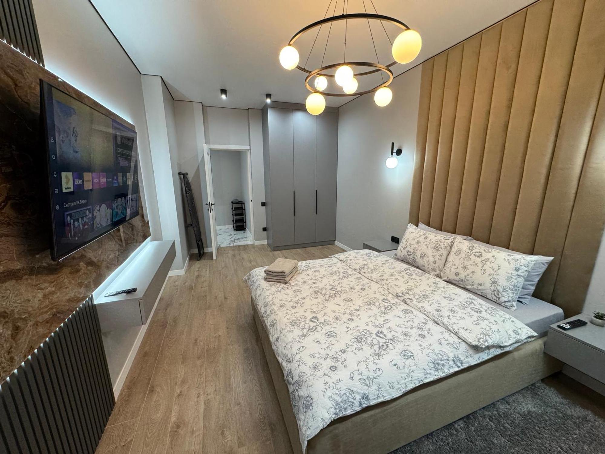 Two Bedroom In The Center, With Parking, Address Avram Iancu 32 Appartement