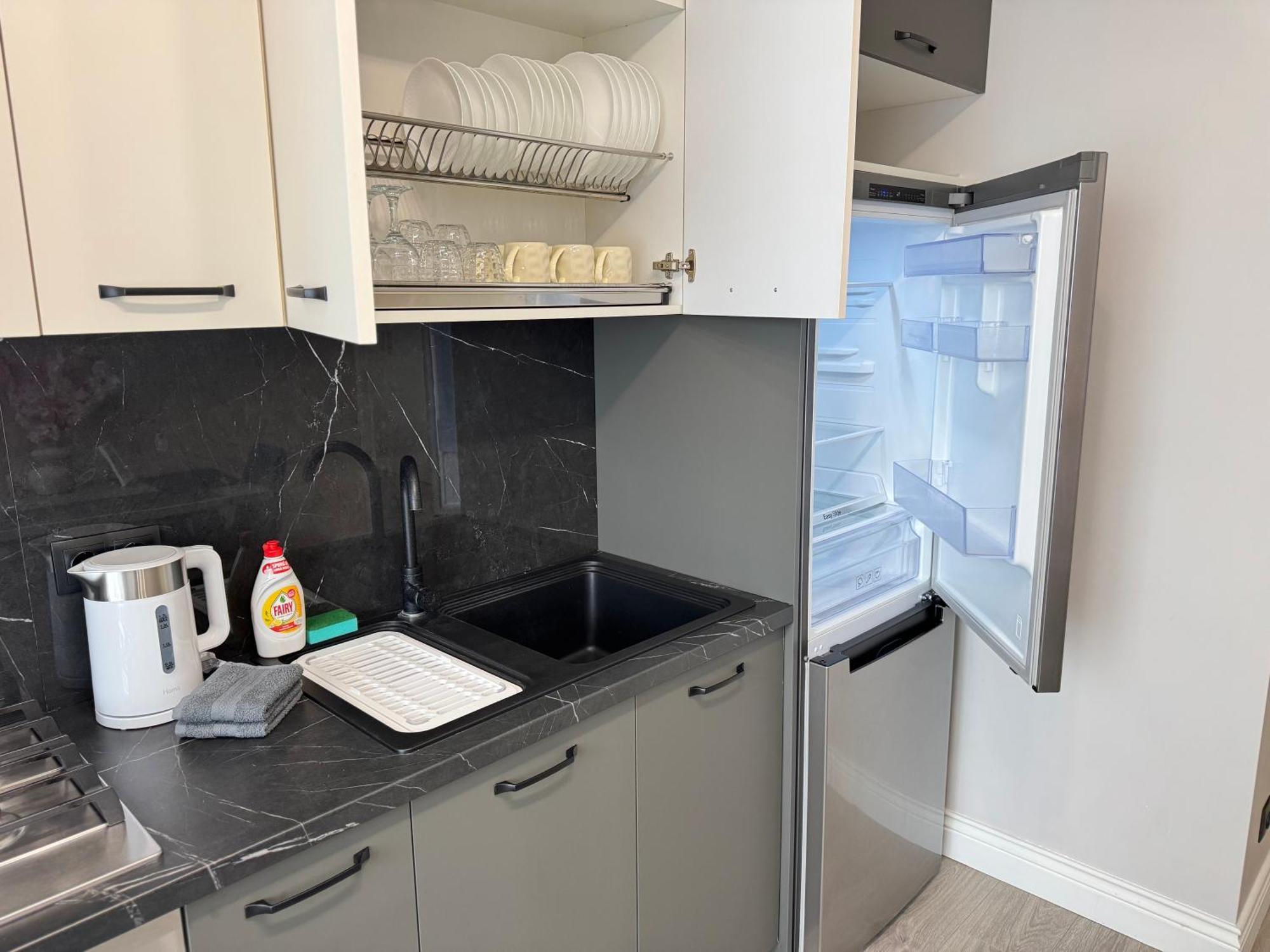 Two Bedroom In The Center, With Parking, Address Avram Iancu 32 Apartament Chisinau