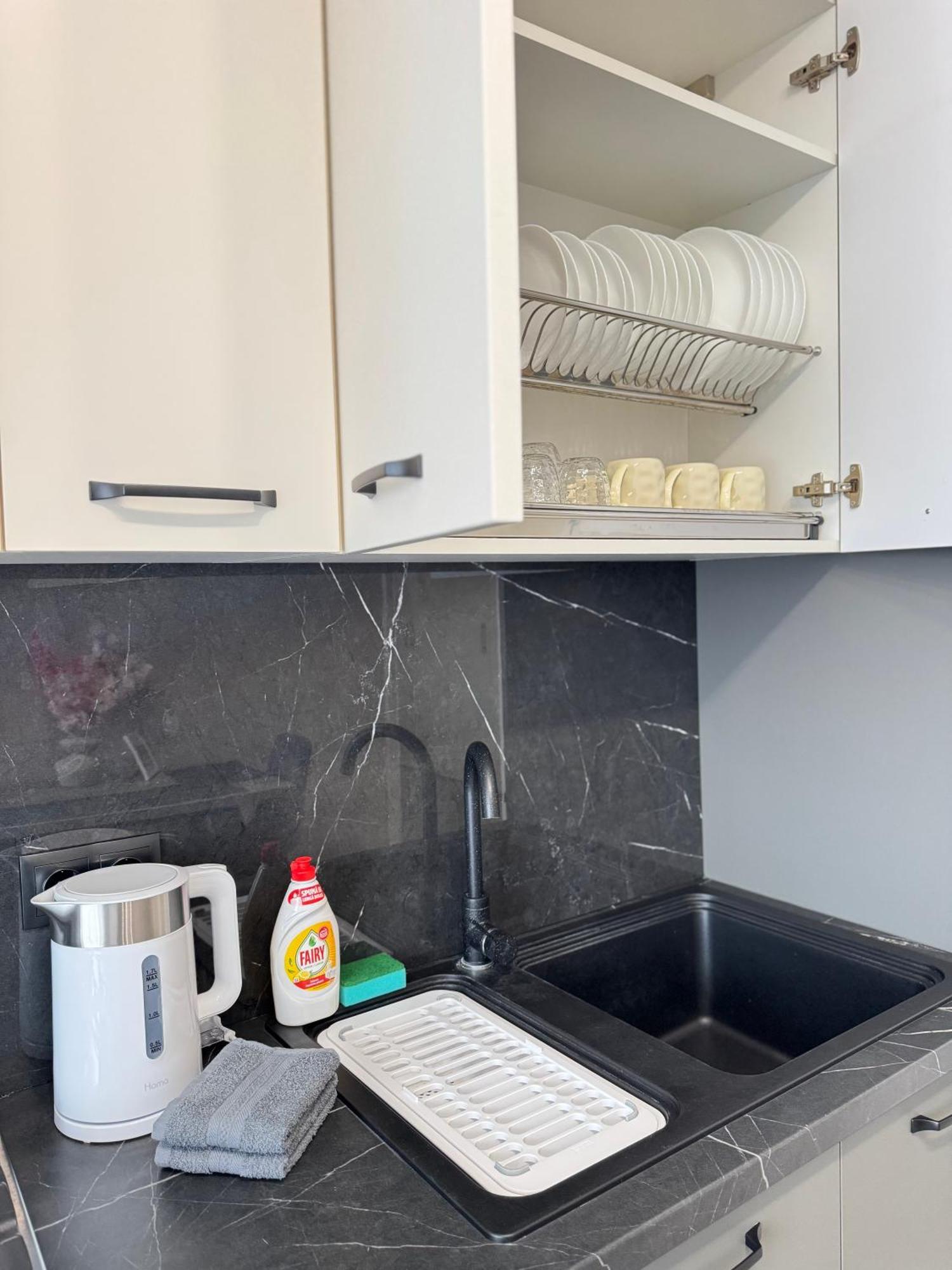 Two Bedroom In The Center, With Parking, Address Avram Iancu 32 Chisinau